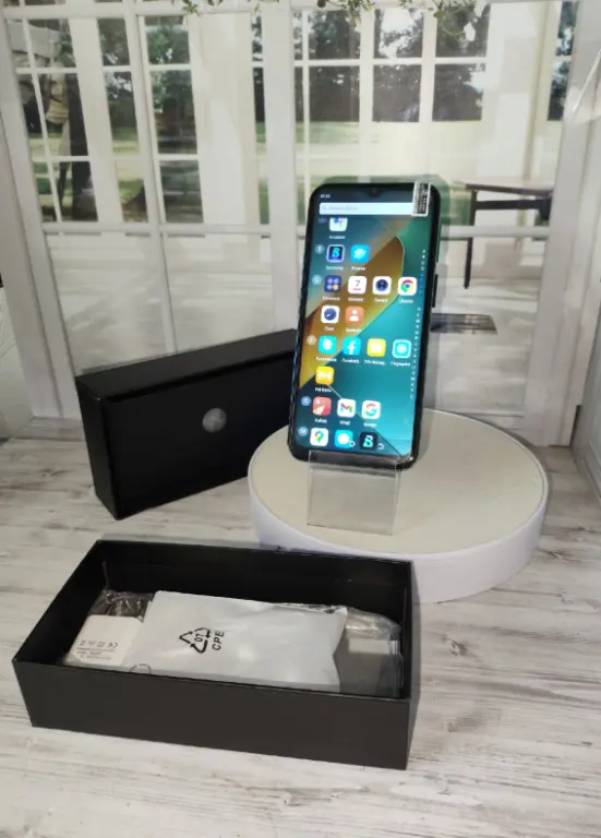 Смартфон Pova6 pro 22gb 2 tb Ростест зеленый новинка