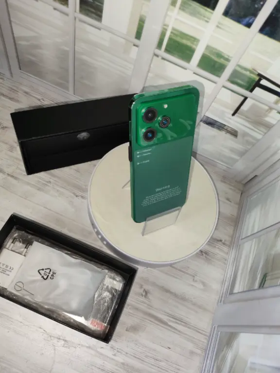 Смартфон Pova6 pro 22gb 2 tb Ростест зеленый новинка