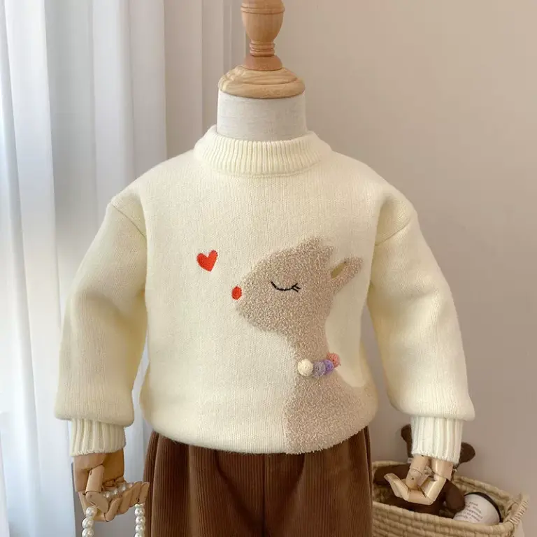 Детский тонкий вязаный свитер, срок изготовления заказа уточняйте.